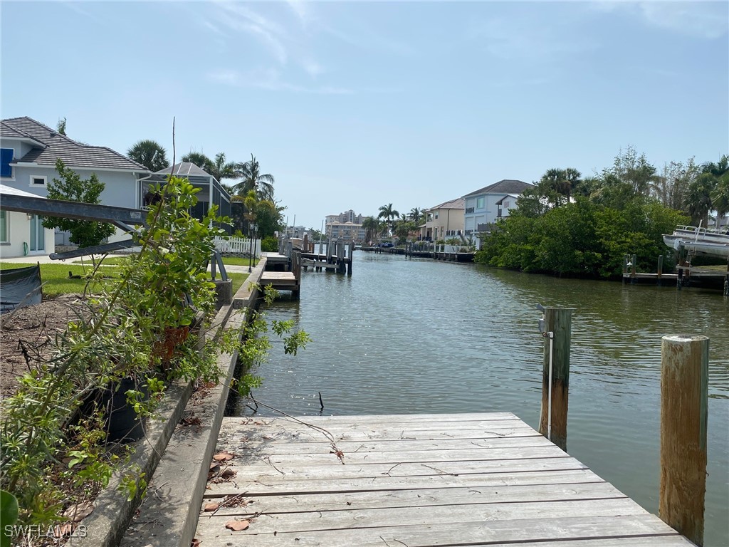 483 Oak Avenue Naples FL 34108 225001913 image2