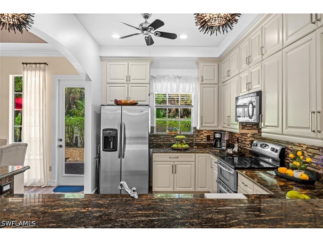 4830 Europa Drive Naples FL 34105 226019097 image13