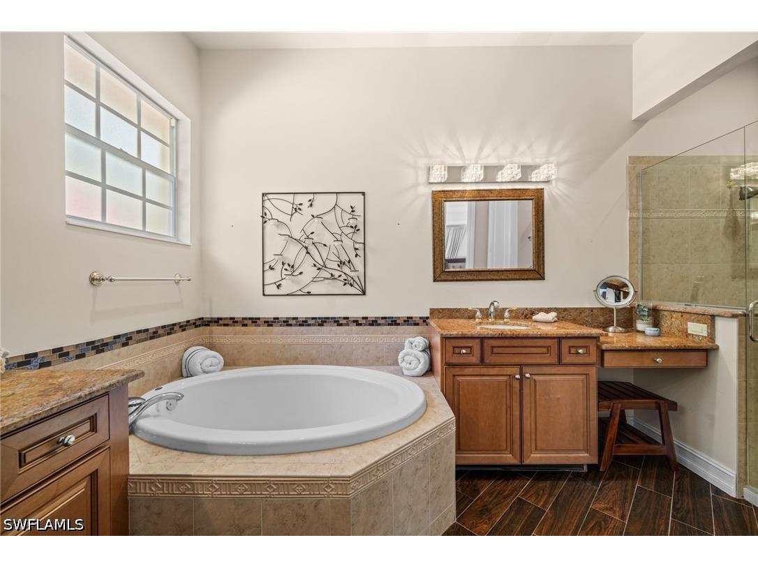 4830 Europa Drive Naples FL 34105 226019097 image21