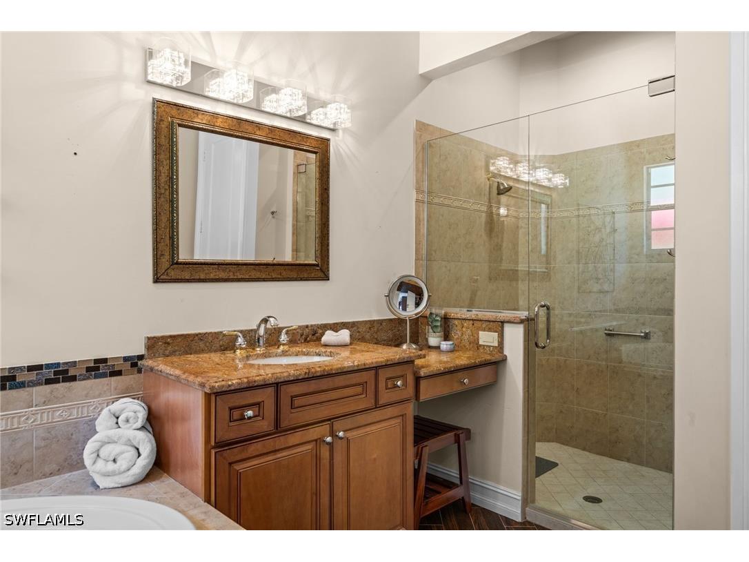 4830 Europa Drive Naples FL 34105 226019097 image22