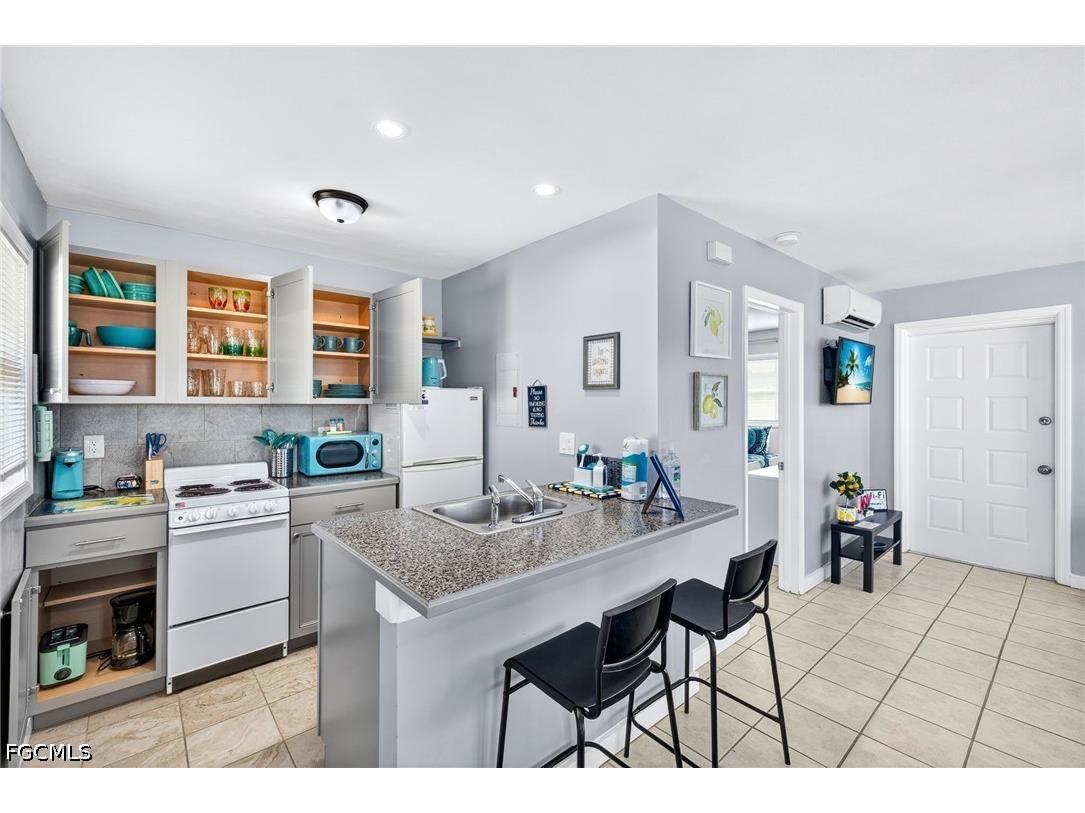 4831 Tudor Drive #1 Cape Coral FL 33904 2026019002 image23