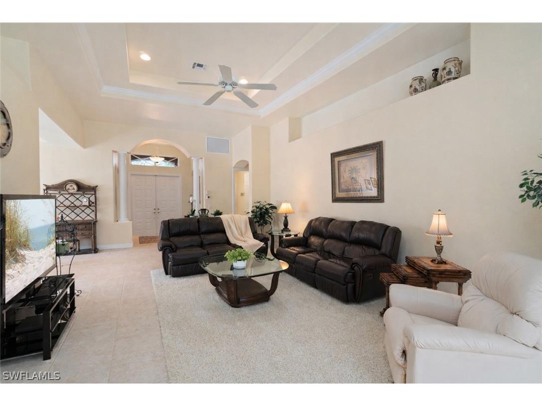 4832 Cerromar Drive Naples FL 34112 226010981 image8