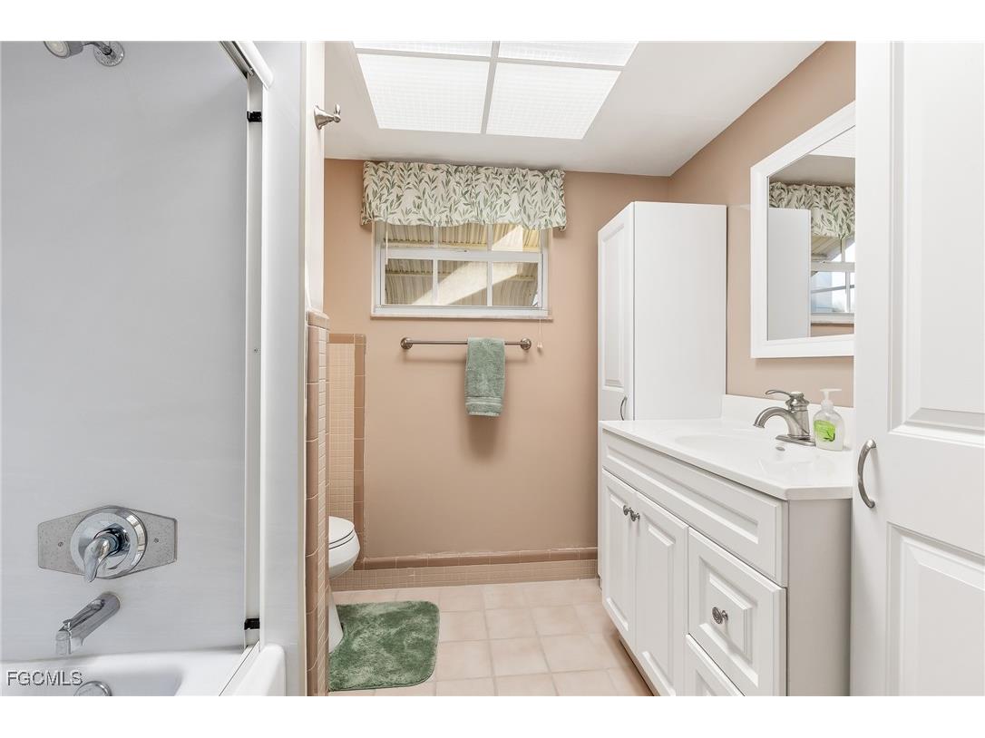 4832 Triton Court W Cape Coral FL 33904 2026006261 image17