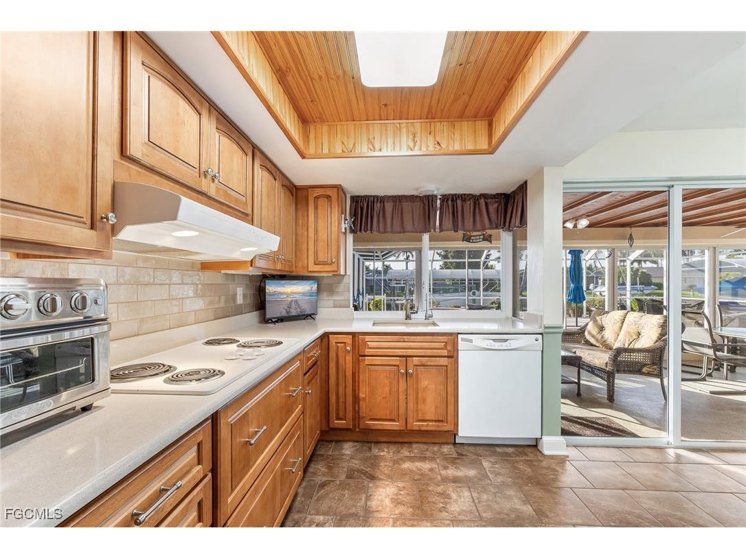 4832 Triton Court W Cape Coral FL 33904 2026006261 image9