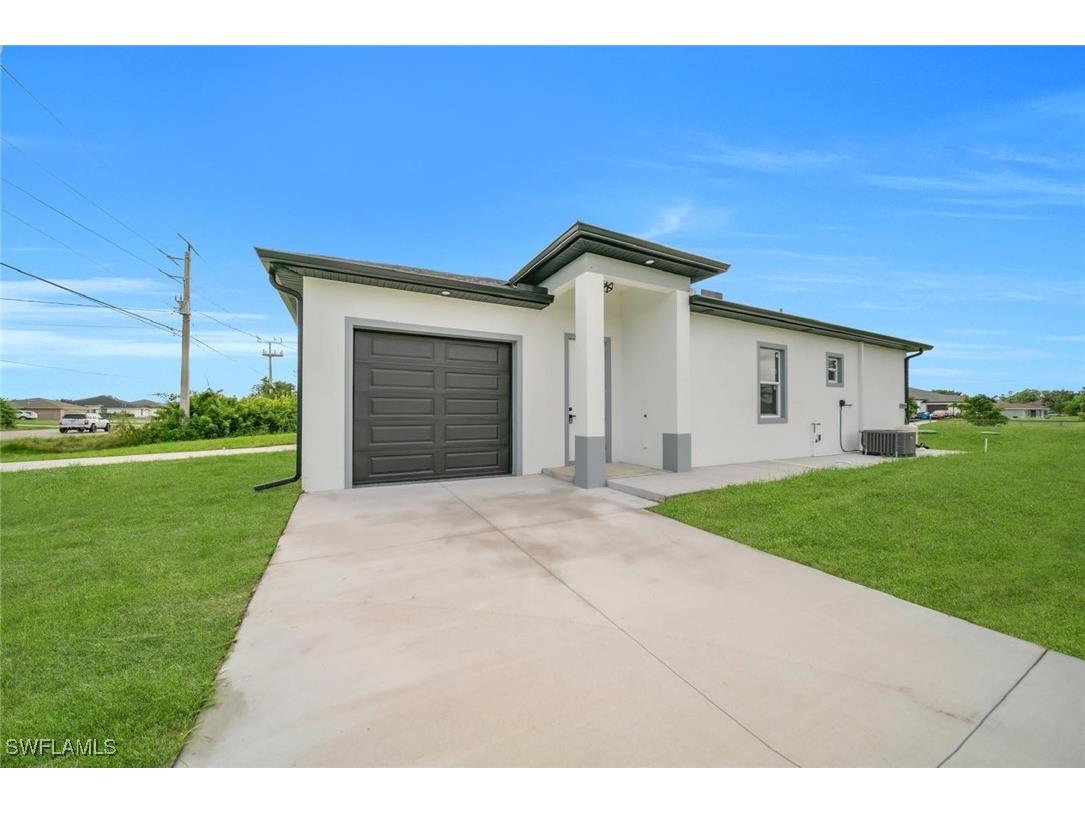 4833-4835 Leonard Boulevard S Lehigh Acres FL 33973 225080546 image1