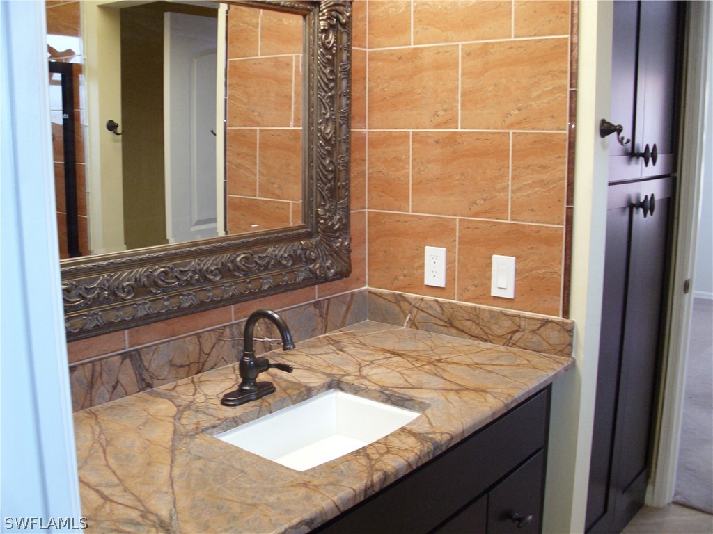 4833 Europa Drive Naples FL 34105 226012414 image16