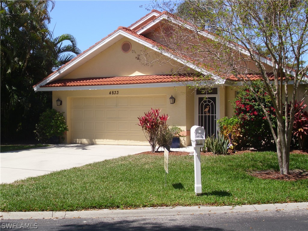 4833 Europa Drive Naples FL 34105 226012414 image2