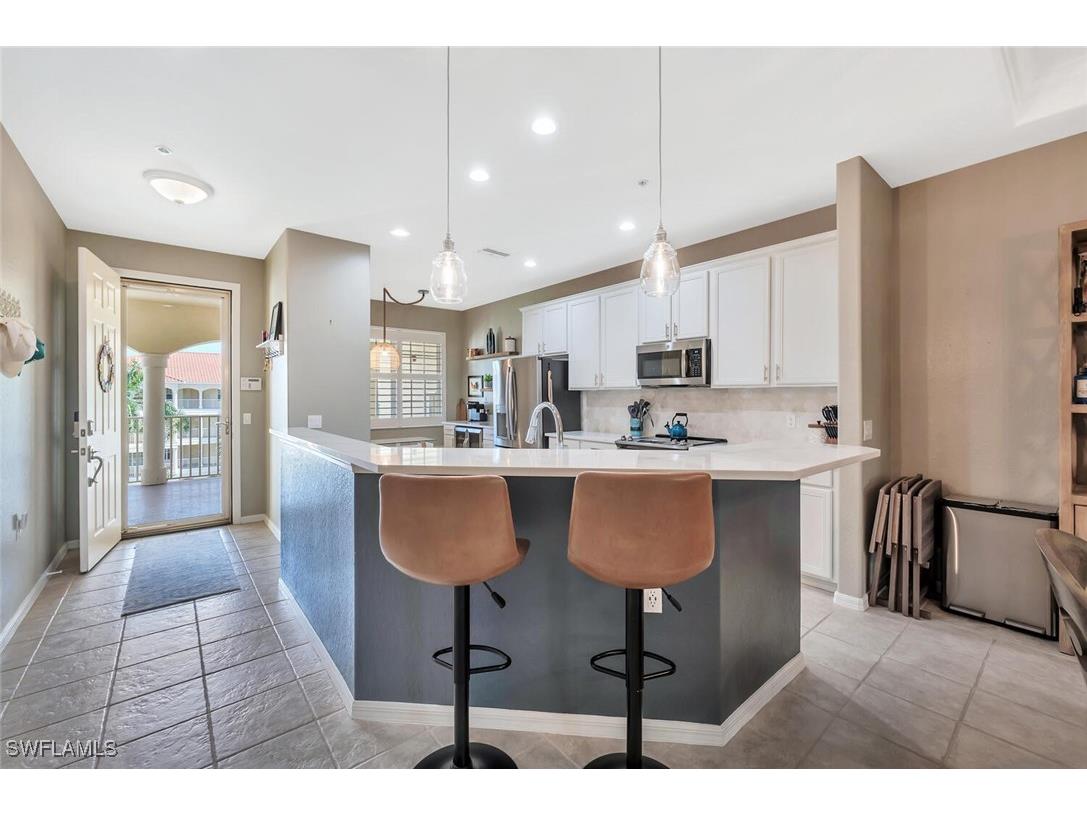 4833 Hampshire Court #302 Naples FL 34112 225065628 image10