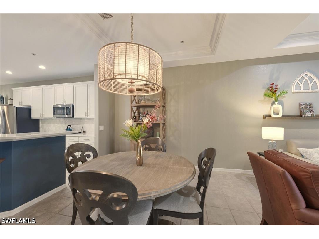 4833 Hampshire Court #302 Naples FL 34112 226024851 image18