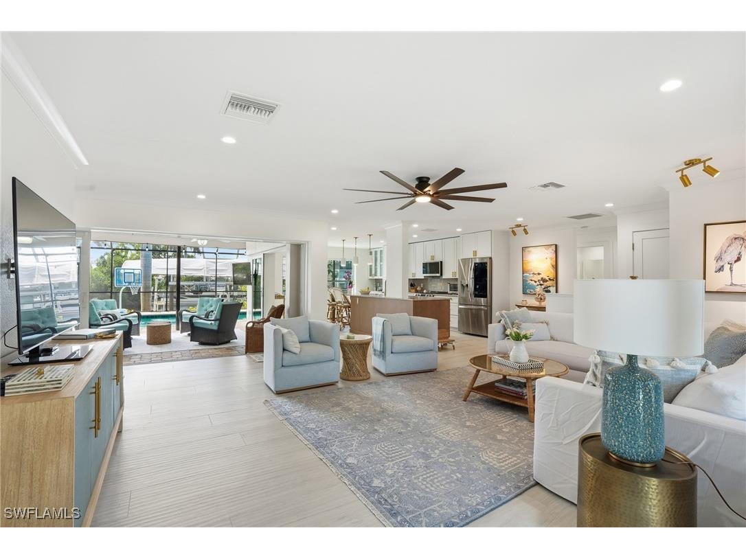 4833 Regal Drive Bonita Springs FL 34134 226005507 image1