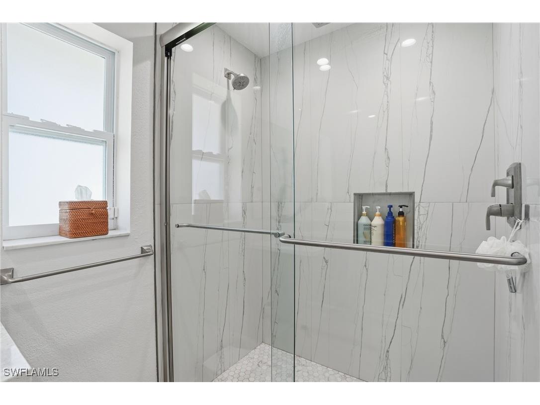 4833 Regal Drive Bonita Springs FL 34134 226005507 image18