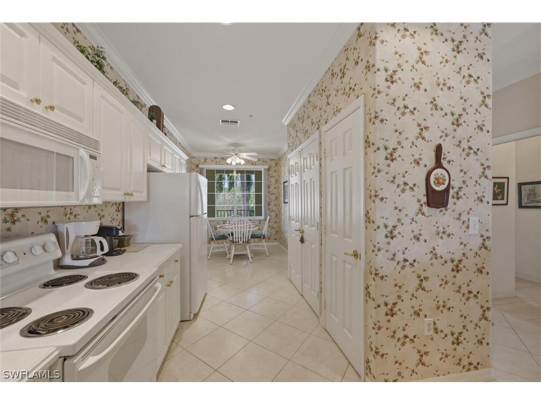 4834 Hampshire Court #206 Naples FL 34112 226012214 image21