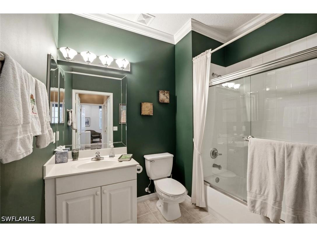 4834 Hampshire Court #303 Naples FL 34112 226023501 image24