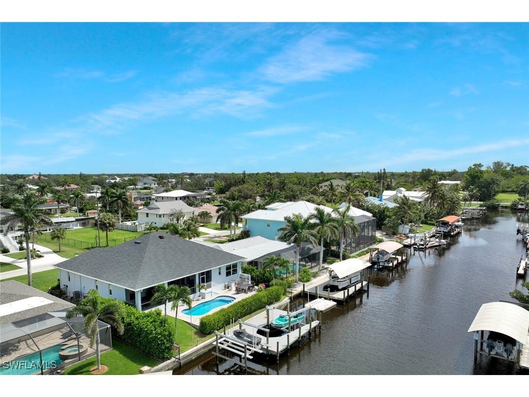 4837 Regal Drive Bonita Springs FL 34134 225067925 image1