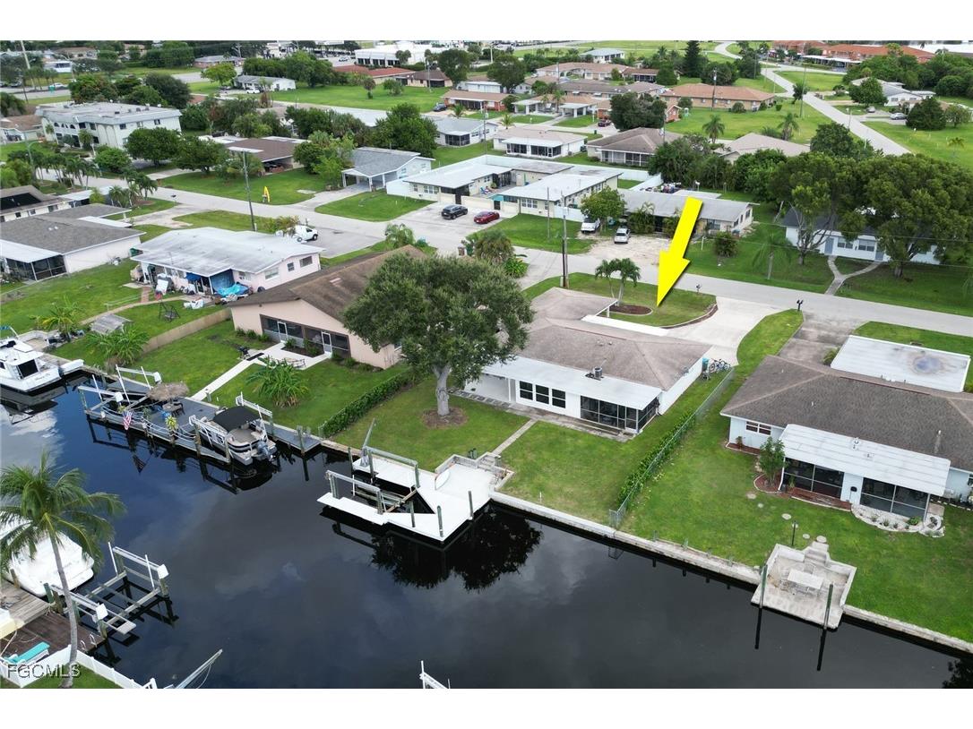 4838 Tudor Drive Cape Coral FL 33904 2025009840 image20