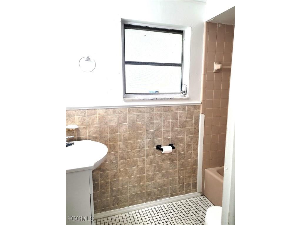 4839 Hampton Court Fort Myers FL 33907 225035025 image10