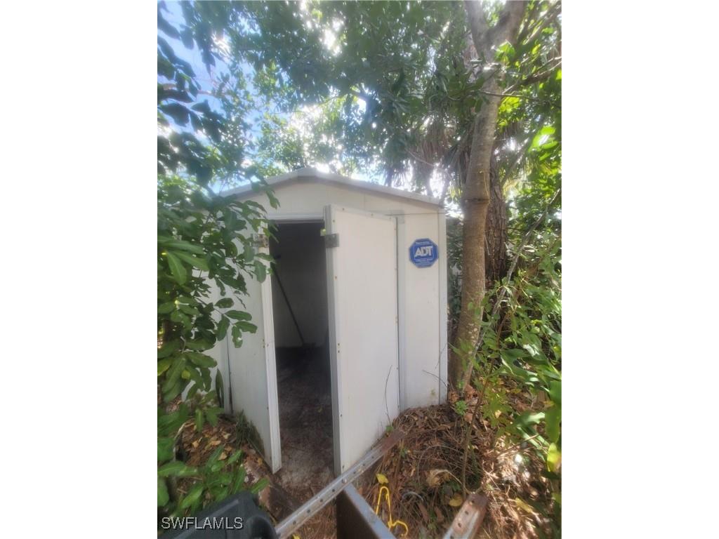 4839 Hampton Court Fort Myers FL 33907 225035025 image14