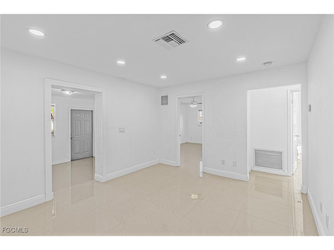 4839 Tudor Drive #1 Cape Coral FL 33904 2025001775 image5