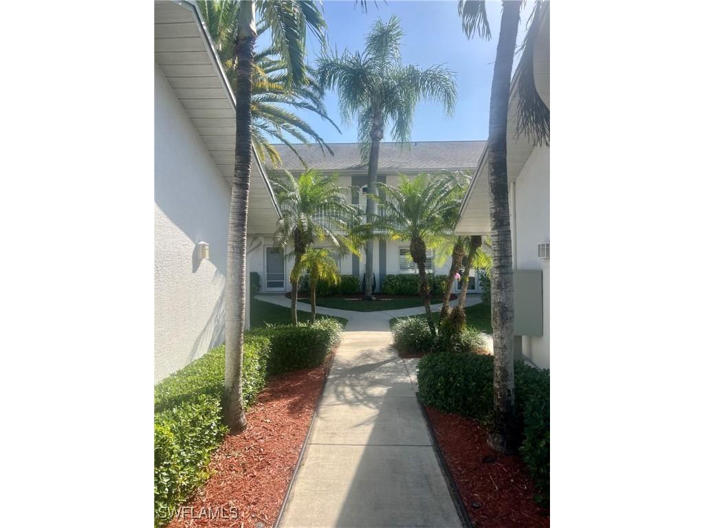 484 Belina Drive #6 Naples FL 34104 225077591 image1