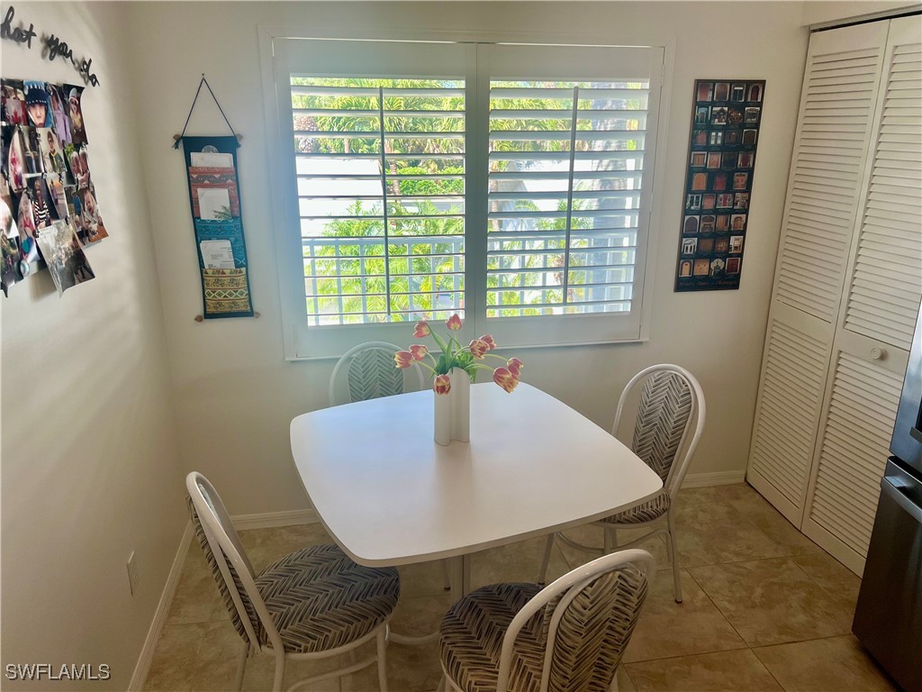 484 Belina Drive #6 Naples FL 34104 225077591 image7