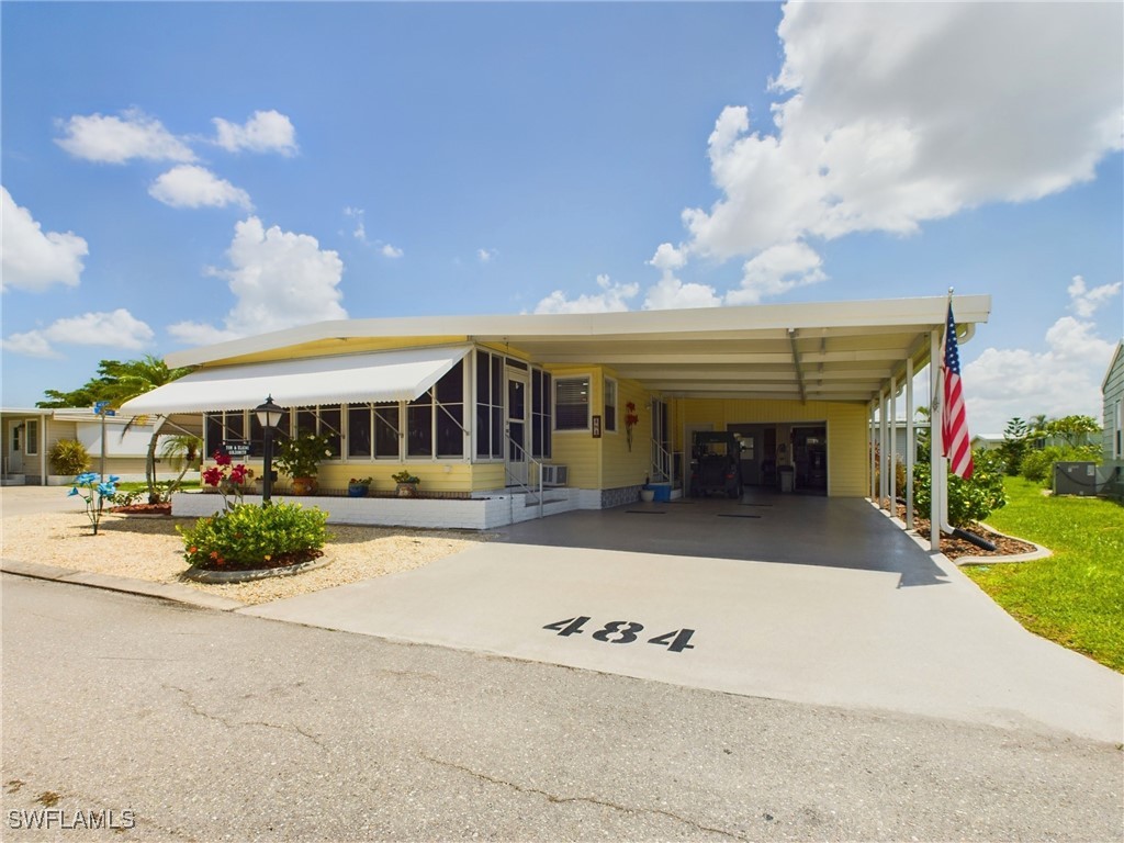 484 Nicklaus Boulevard North Fort Myers FL 33903 224066892 image1