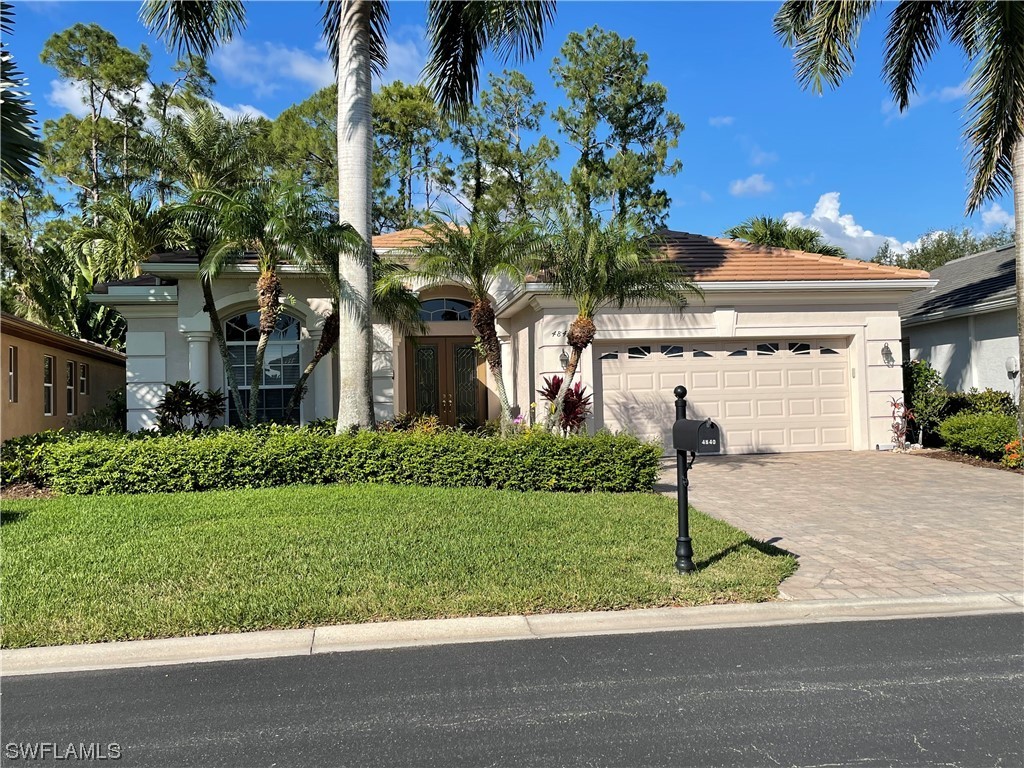 4840 Cerromar Drive Naples FL 34112 222039465 image1