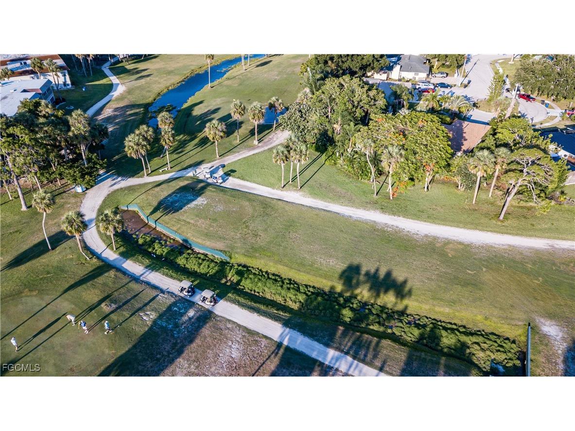 4840 Golf Club Court #10 North Fort Myers FL 33903 2025019327 image33