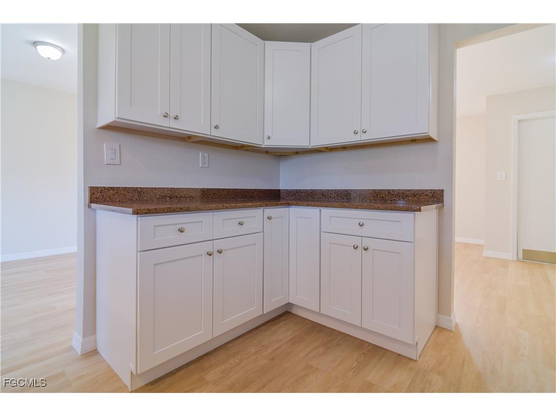 4840 Golf Club Court #10 North Fort Myers FL 33903 2025019327 image5