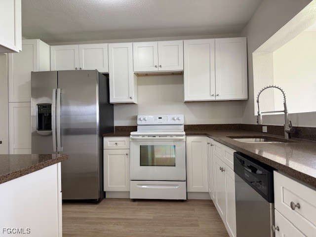 4840 Golf Club Court #10 North Fort Myers FL 33903 2025019327 image8