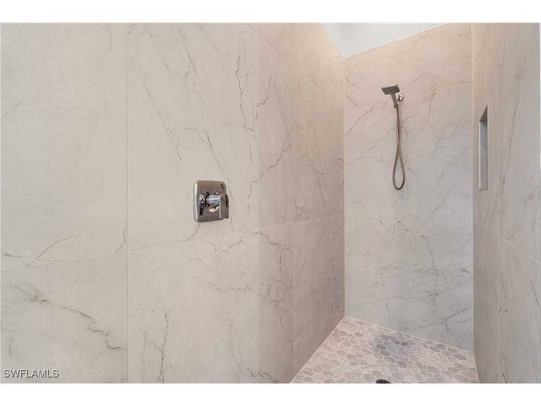 4840 W Boulevard Court Naples FL 34103 225079733 image23