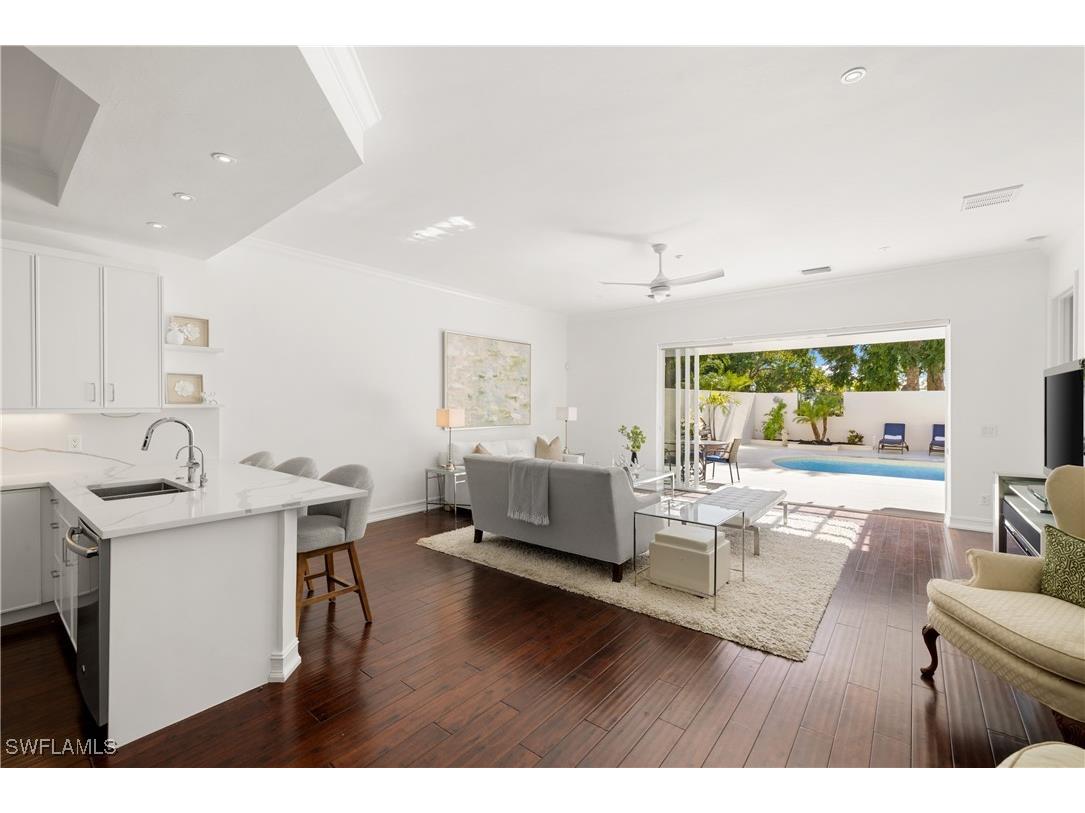 4840 W Boulevard Court Naples FL 34103 225079733 image3