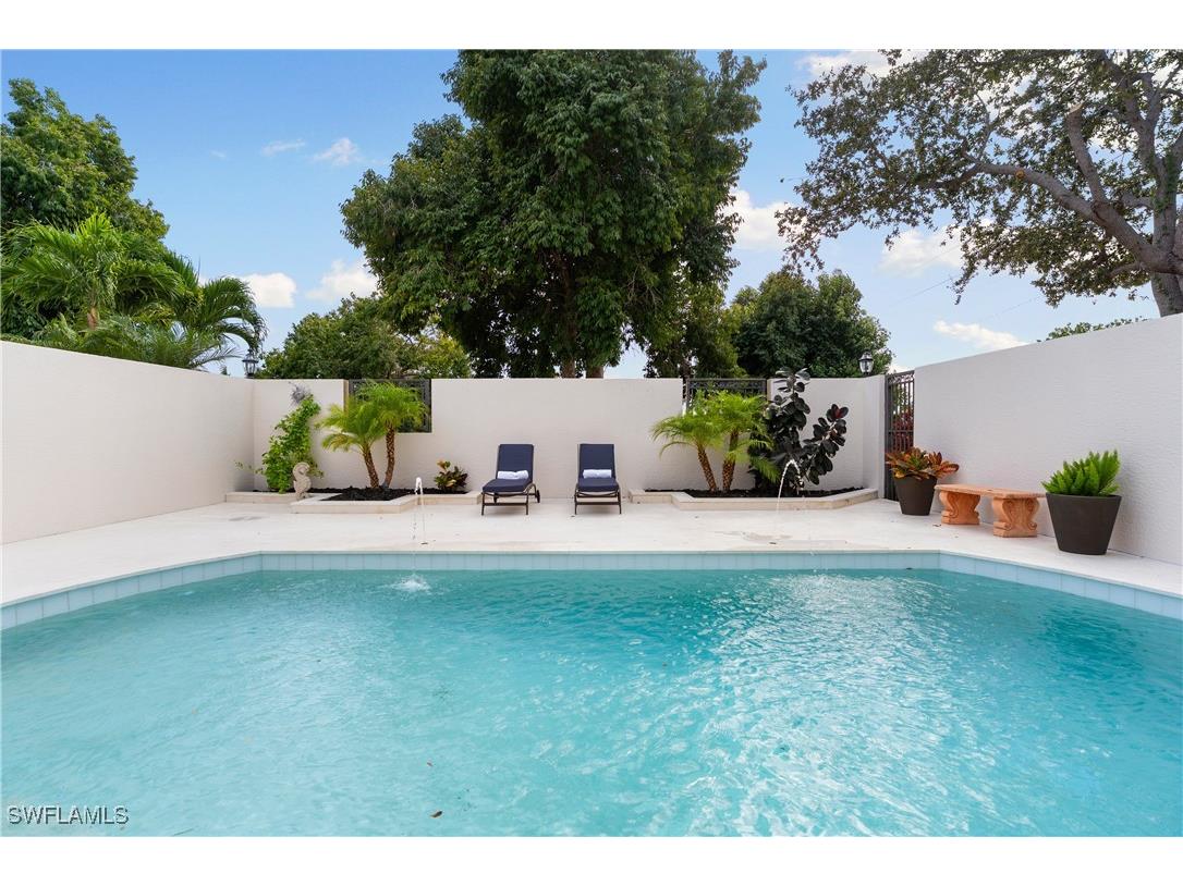 4840 W Boulevard Court Naples FL 34103 225079733 image36