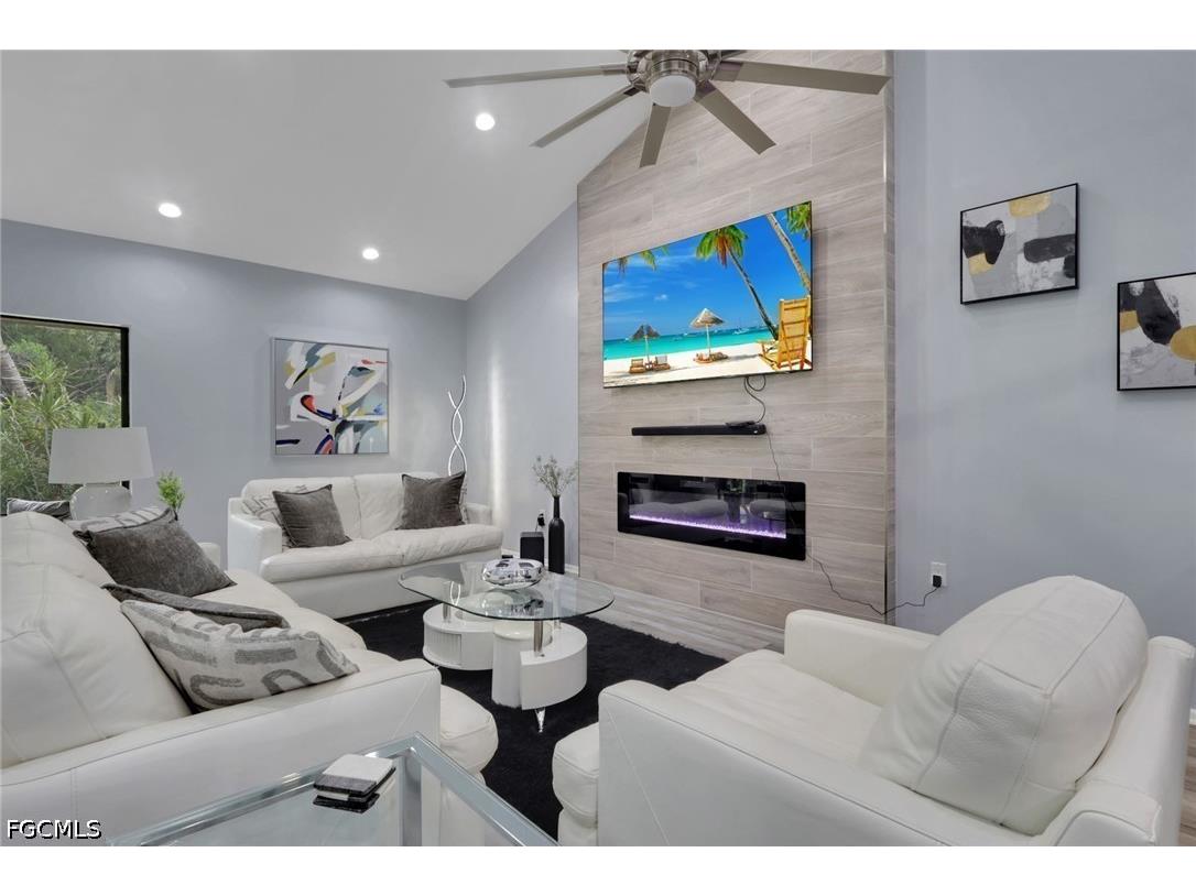4841 Springline Drive Fort Myers FL 33919 2026017787 image1