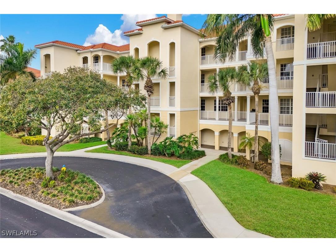 4843 Hampshire Court #105 Naples FL 34112 226010173 image3