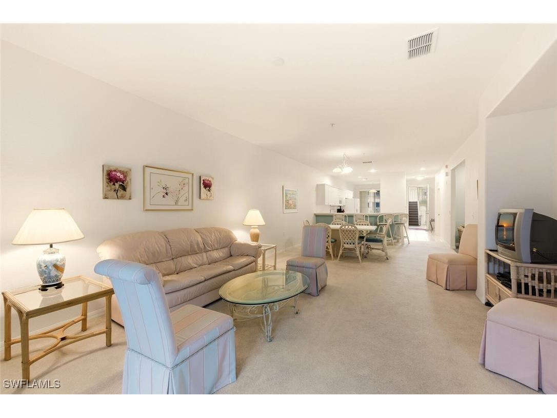 4843 Hampshire Court #106 Naples FL 34112 226003636 image1