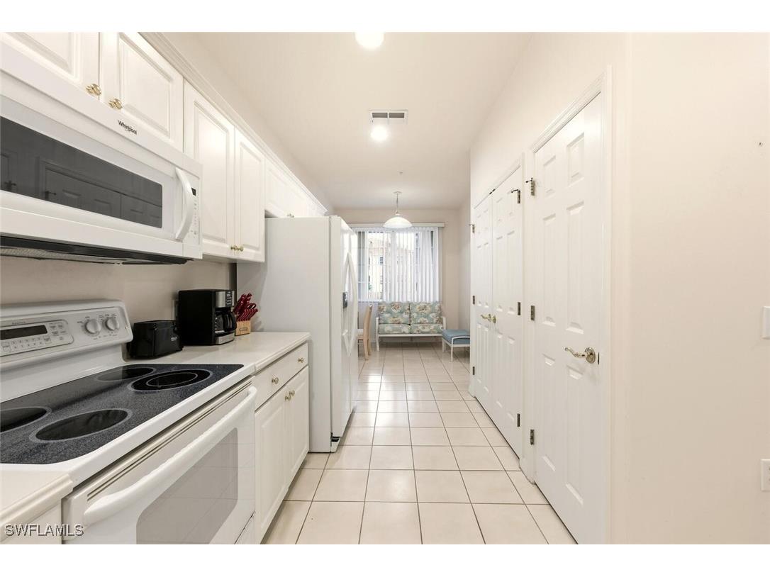 4843 Hampshire Court #106 Naples FL 34112 226003636 image2