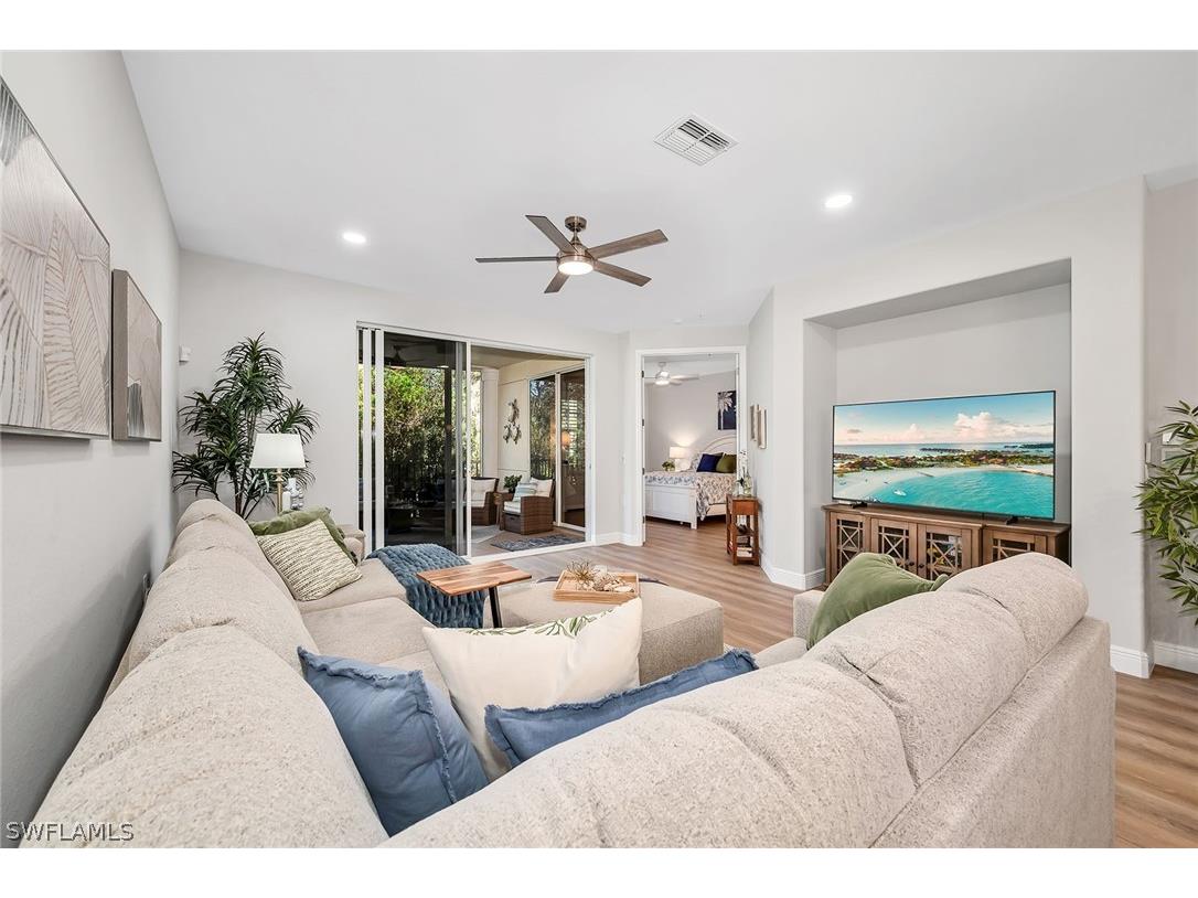 4843 Hampshire Court #2-103 Naples FL 34112 226008652 image3