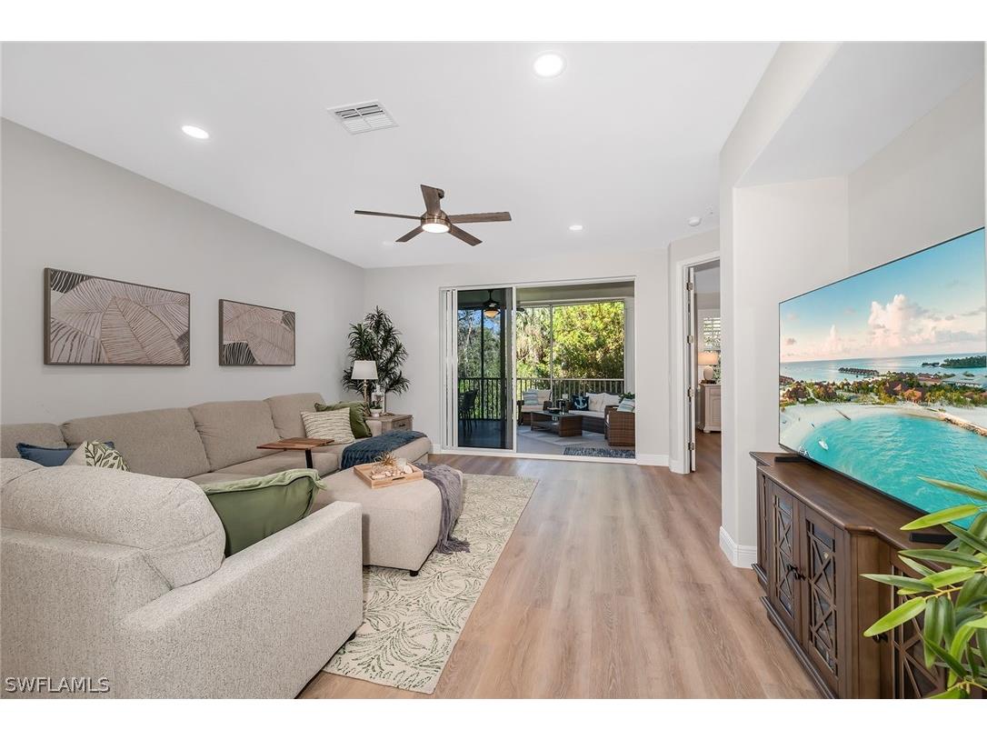 4843 Hampshire Court #2-103 Naples FL 34112 226008652 image5
