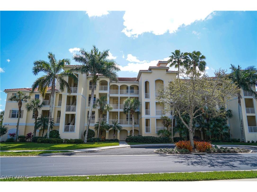 4844 Hampshire Court #204 Naples FL 34112 224023029 image1