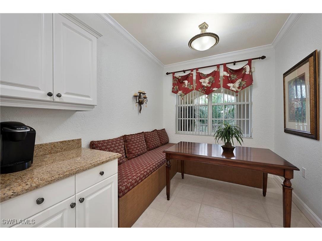 4844 Hampshire Court #305 Naples FL 34112 225061940 image10