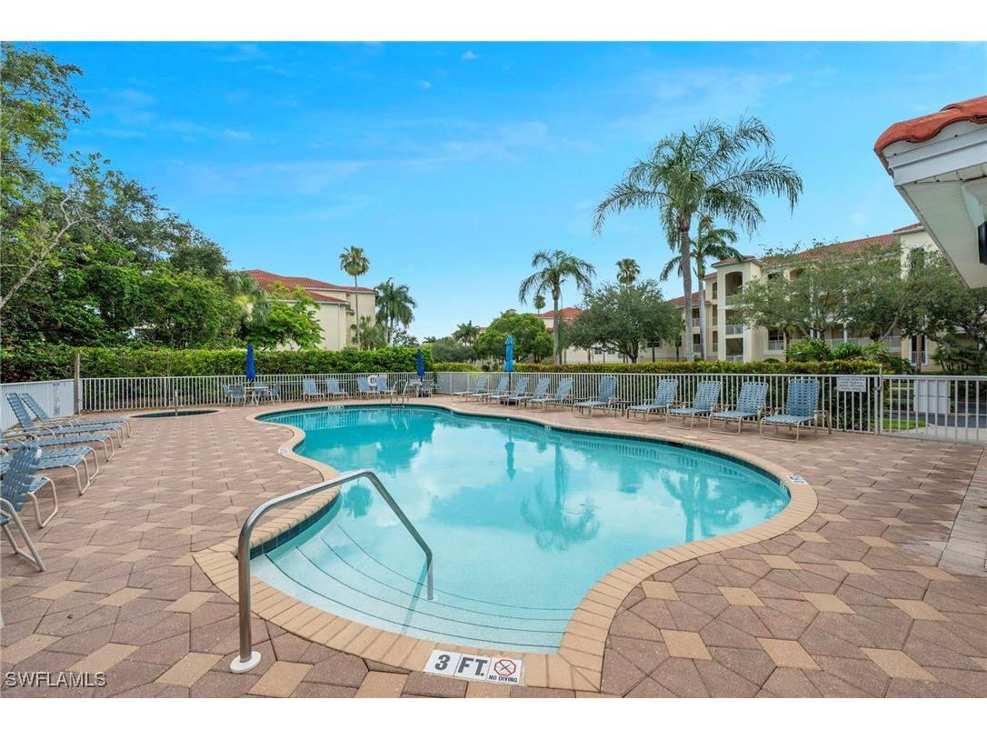 4844 Hampshire Court #305 Naples FL 34112 225061940 image18