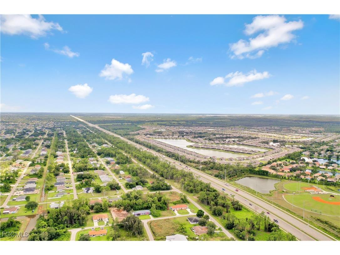 4846 30th Street SW Lehigh Acres FL 33973 2025021611 image7