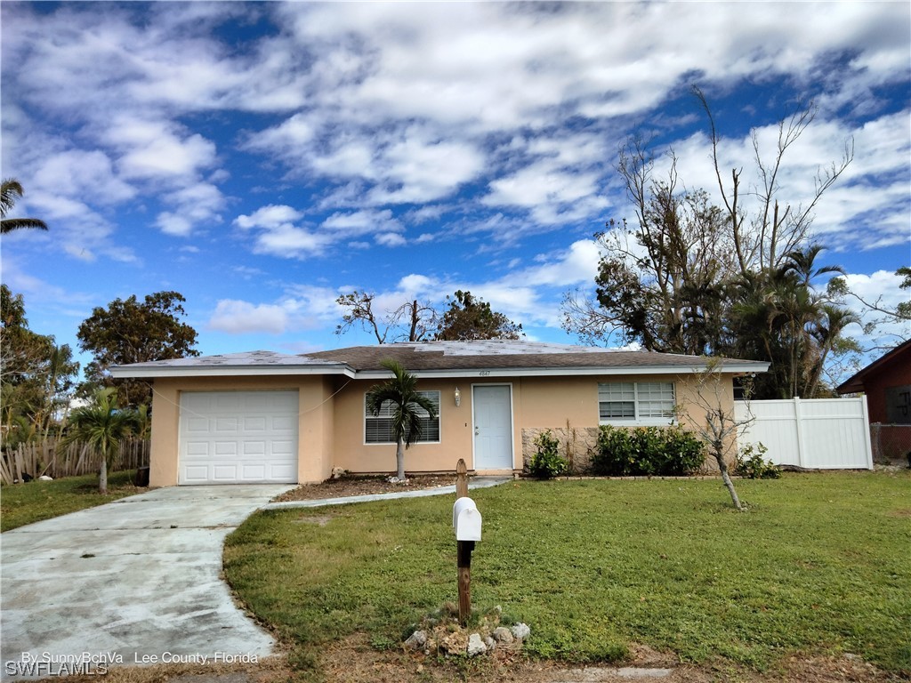 4847 Gloucester Court Fort Myers FL 33907 223015556 image1