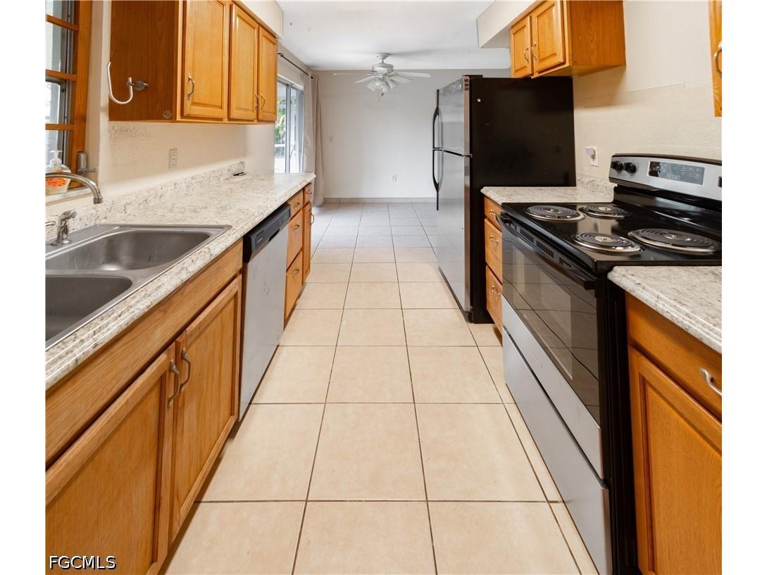 4848 Ipswitch Court Fort Myers FL 33907 2026017597 image4