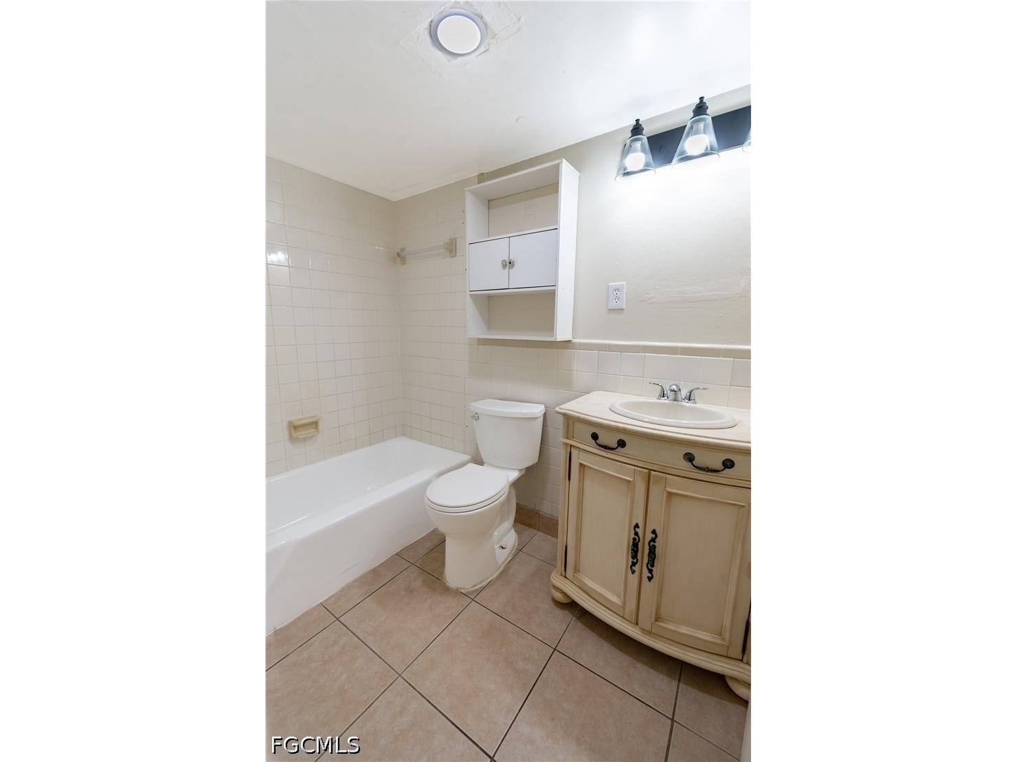 4848 Ipswitch Court Fort Myers FL 33907 2026017597 image8