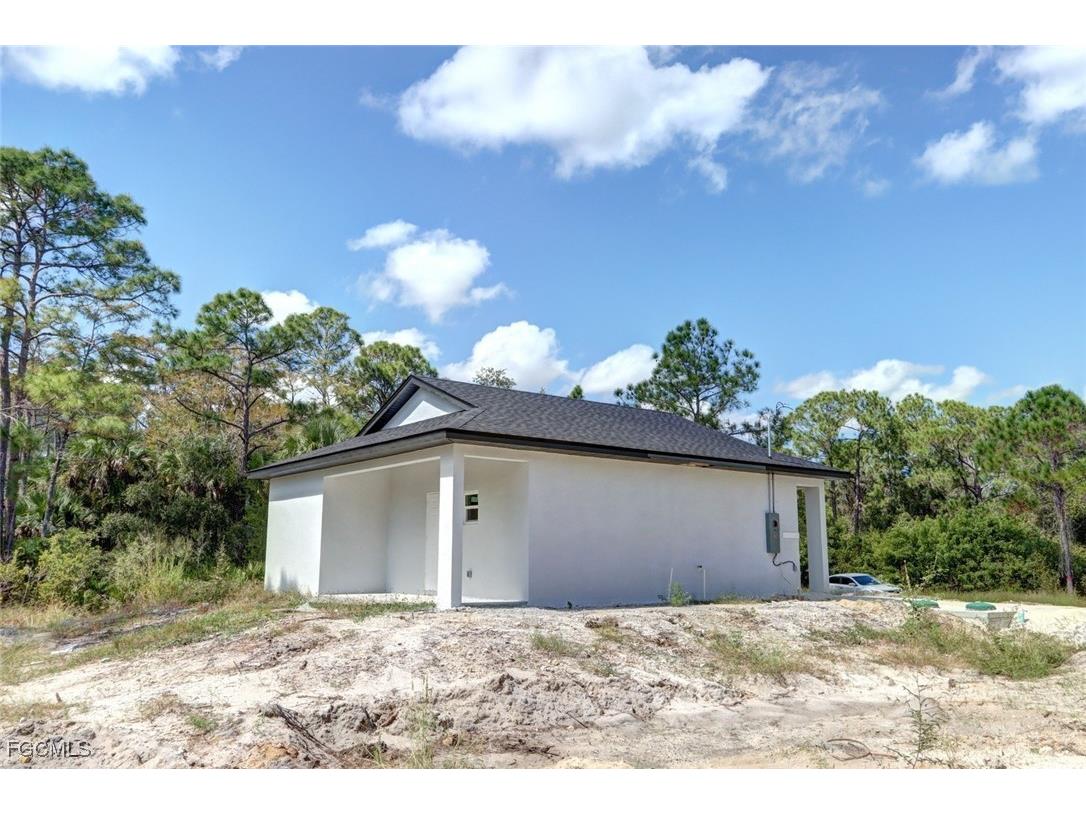 485 Tweed Court Lehigh Acres FL 33972 2025016227 image12