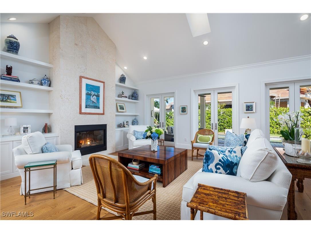 485 Wedge Drive Naples FL 34103 225084897 image2