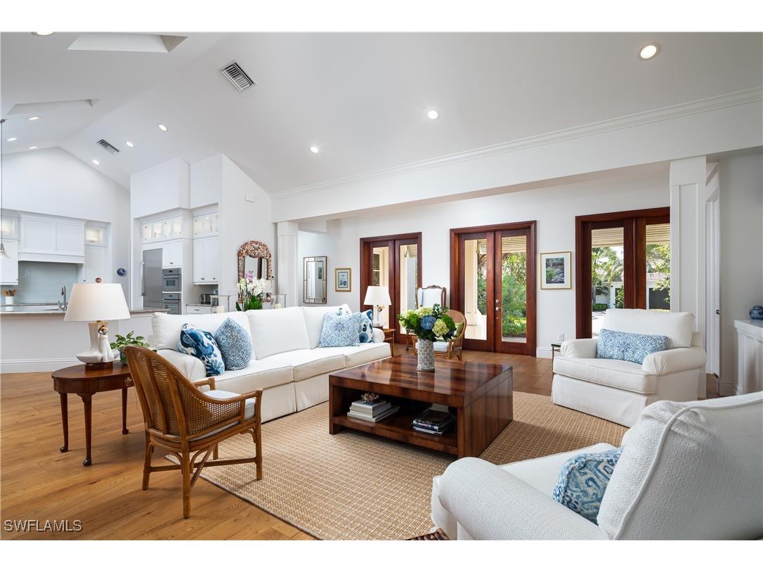 485 Wedge Drive Naples FL 34103 225084897 image3