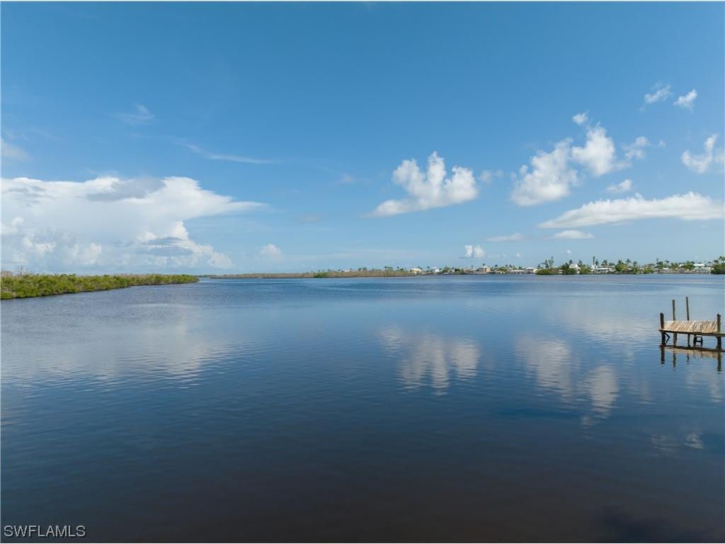 4850 Pine Island Road NW Matlacha FL 33993 223059475 image1