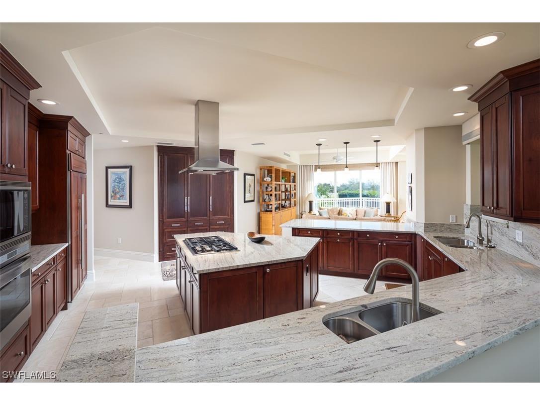 4851 Bonita Bay Blvd #301 Bonita Springs FL 34134 224014098 image1